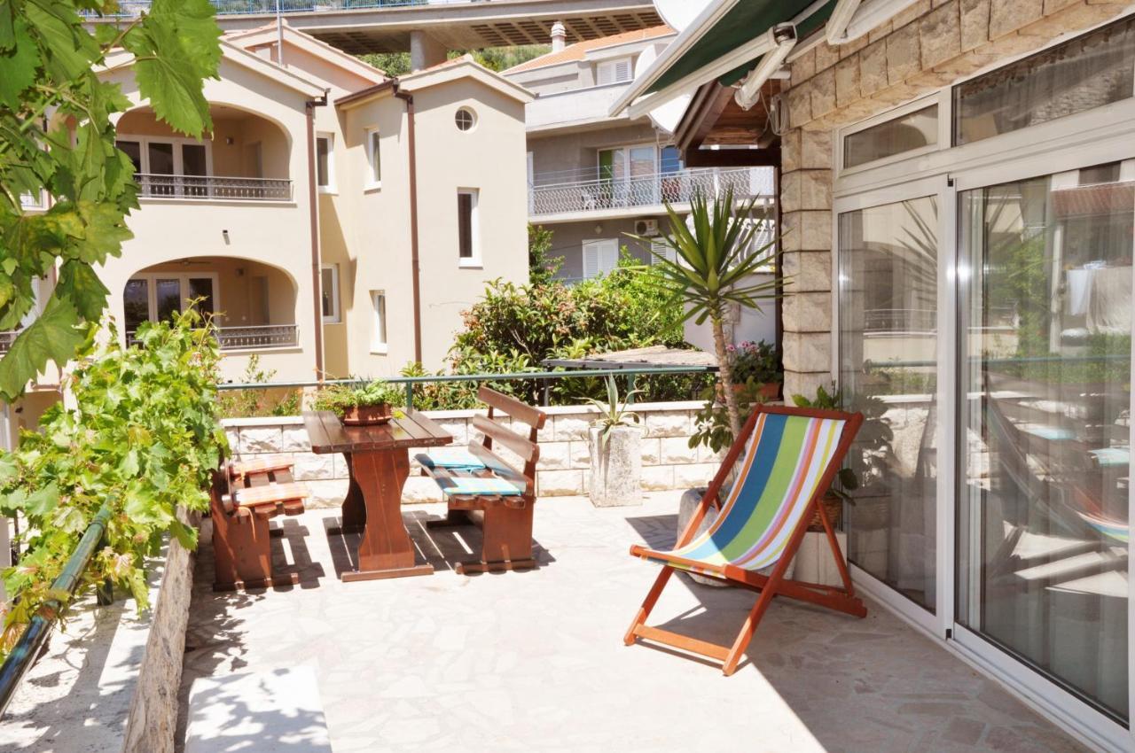 Apartmani Antunovic Podgora Exterior photo