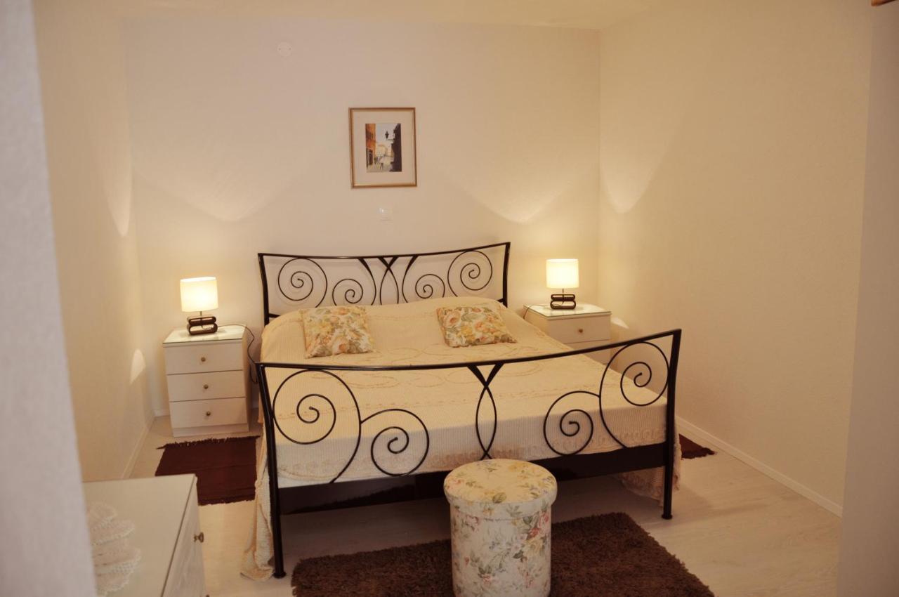 Apartmani Antunovic Podgora Exterior photo