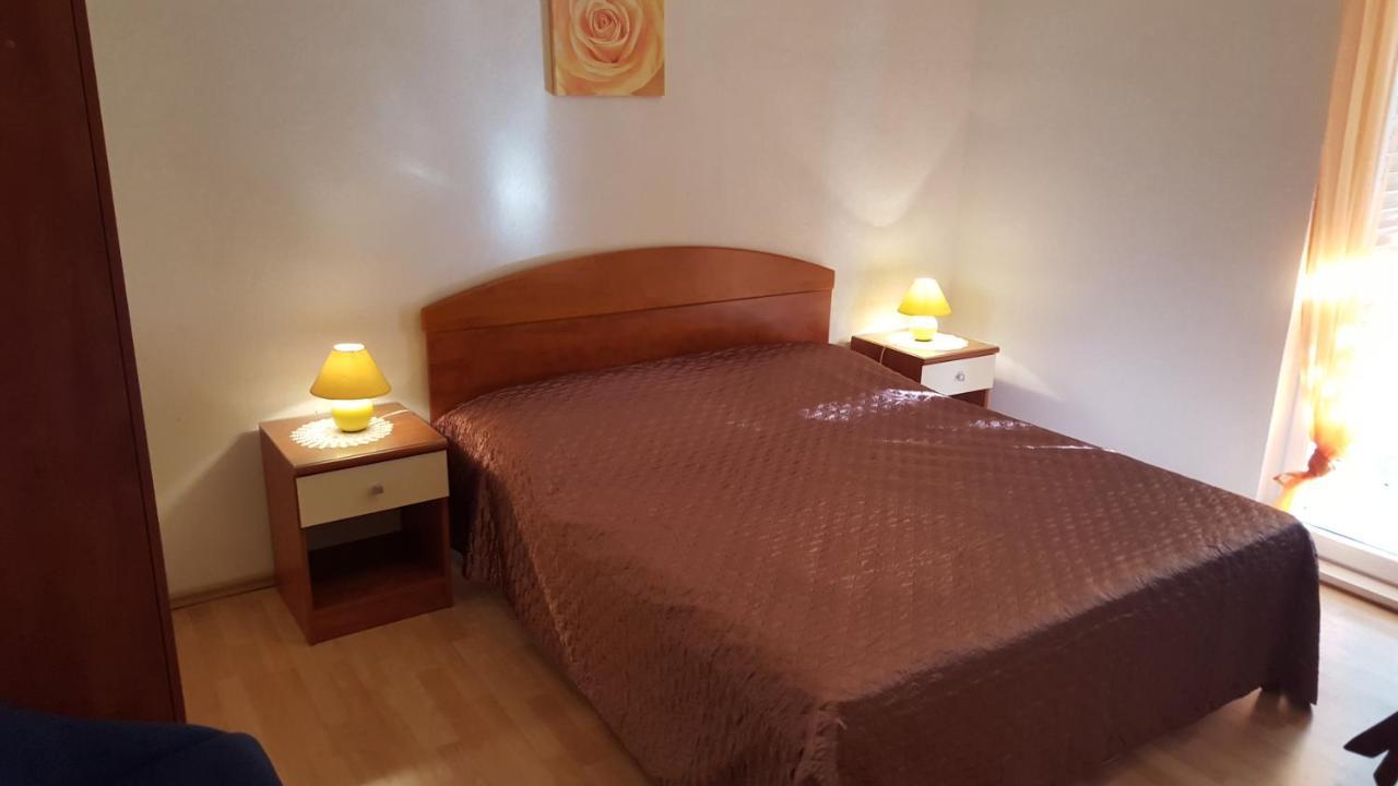 Apartmani Antunovic Podgora Exterior photo