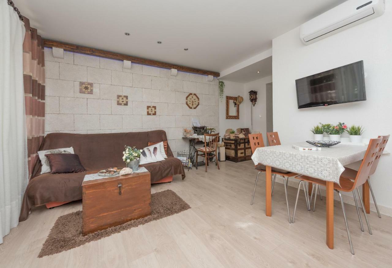 Apartmani Antunovic Podgora Exterior photo