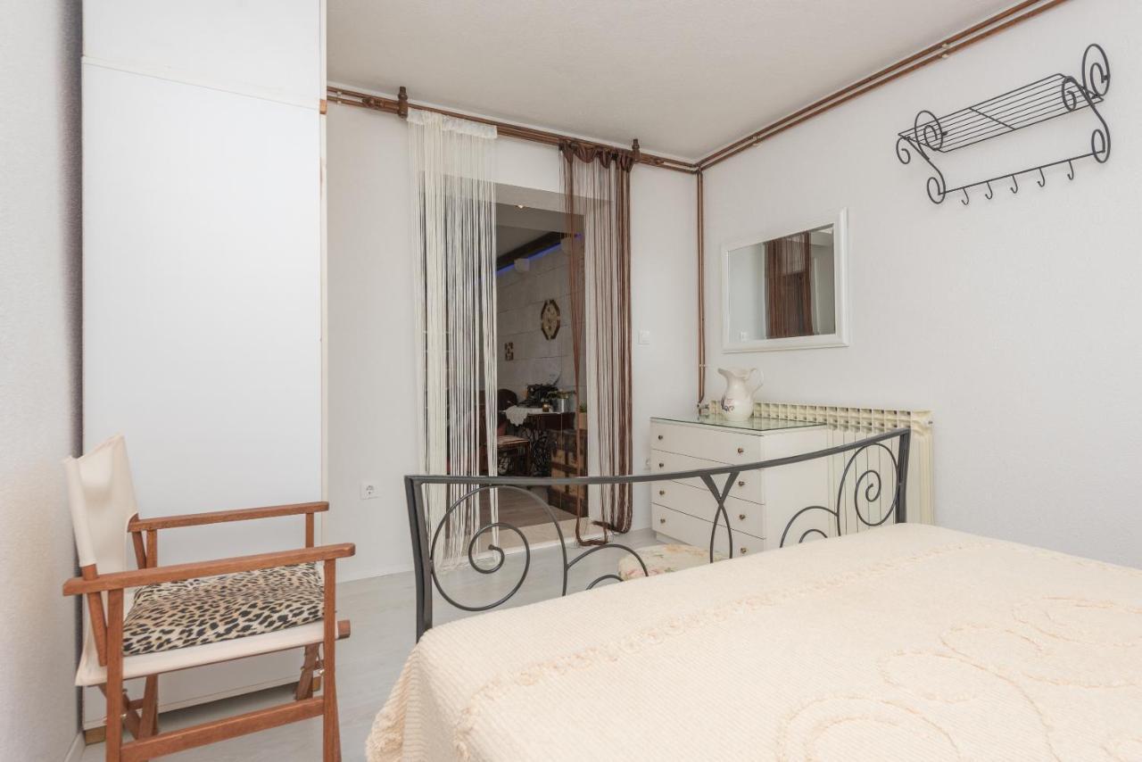 Apartmani Antunovic Podgora Exterior photo